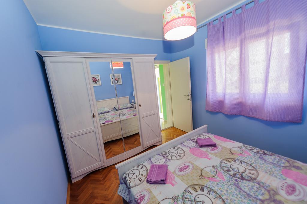 Apartment Marina Kaštela Стая снимка